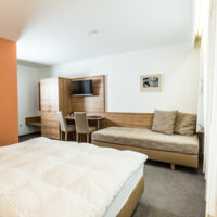 Doppelbettzimmer im Hotel und Reitsportzentrum Kreuth